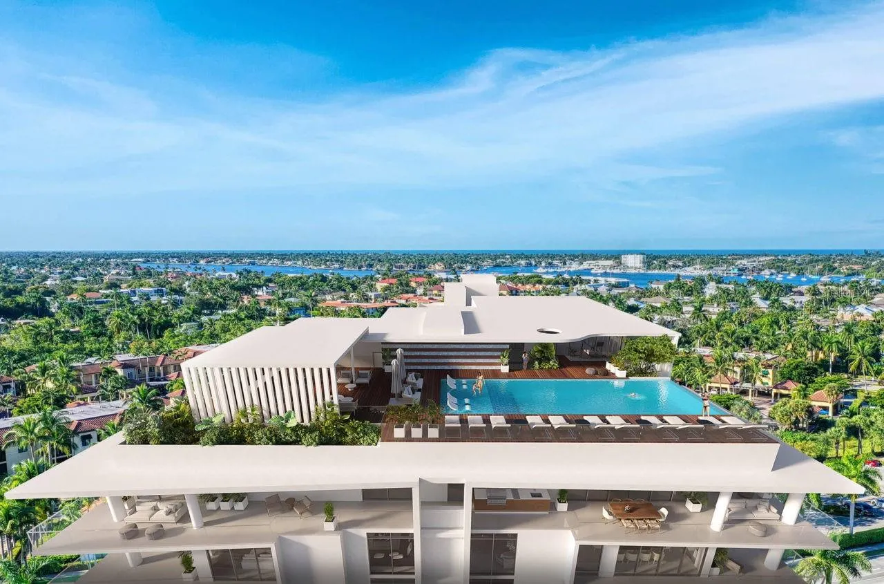 1925 E METROPOLITAN BLVD #802, #802