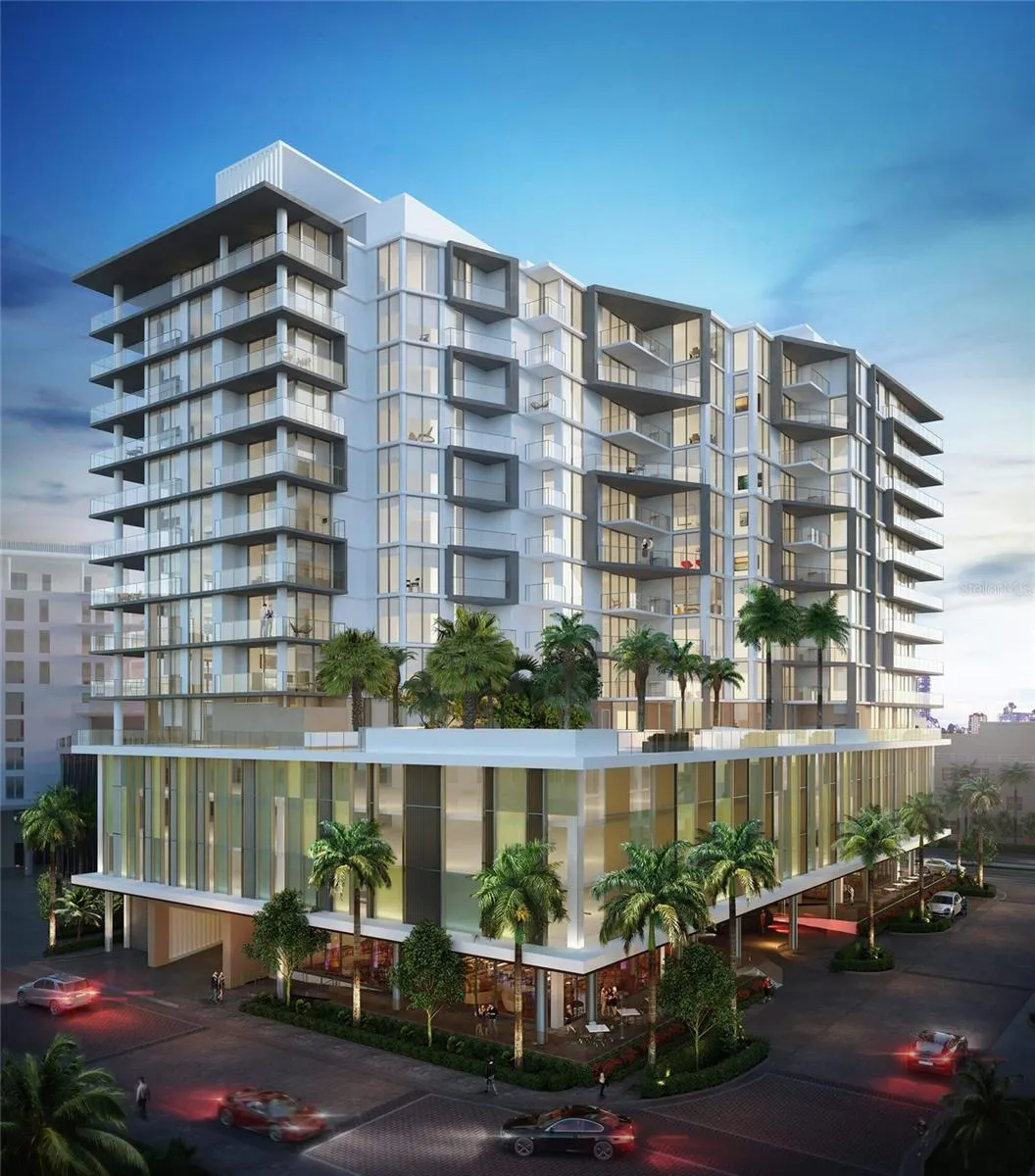 1925 E METROPOLITAN BLVD #802, #802