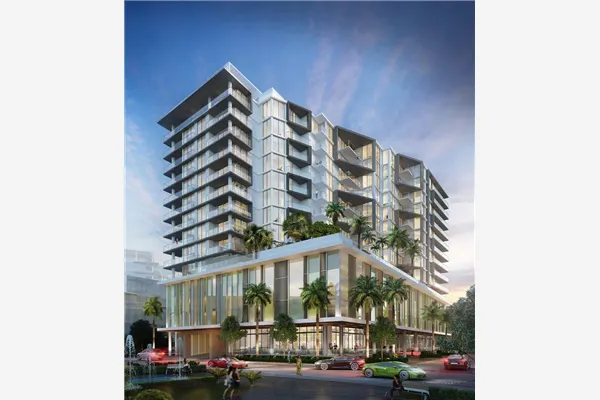 1925 E METROPOLITAN BLVD #802, #802