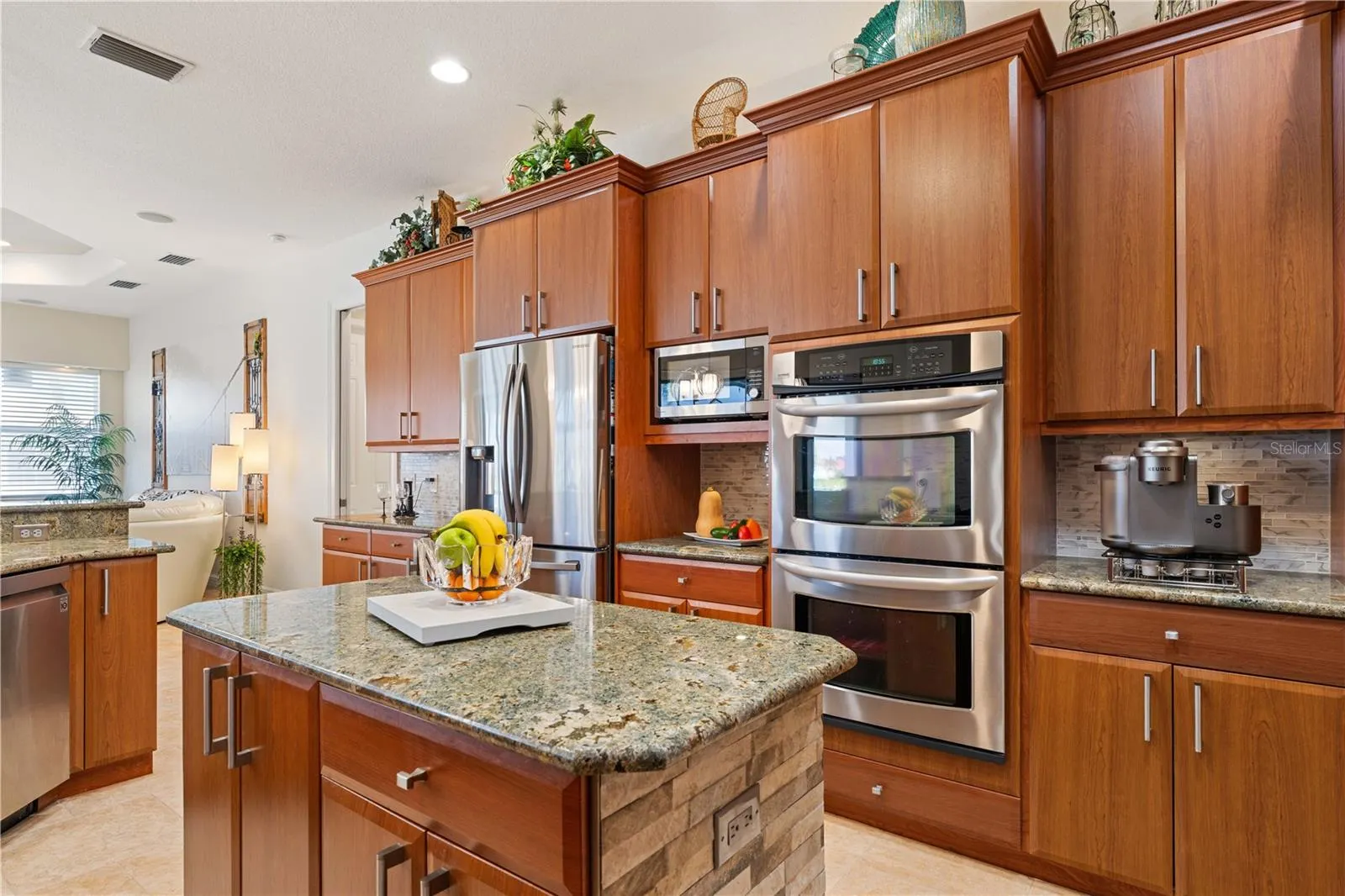 3615 TOWHEE CT