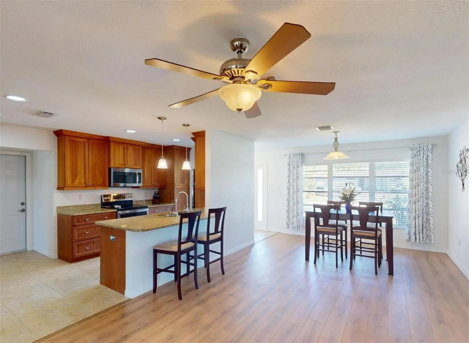 18393 HOTTELET CIR