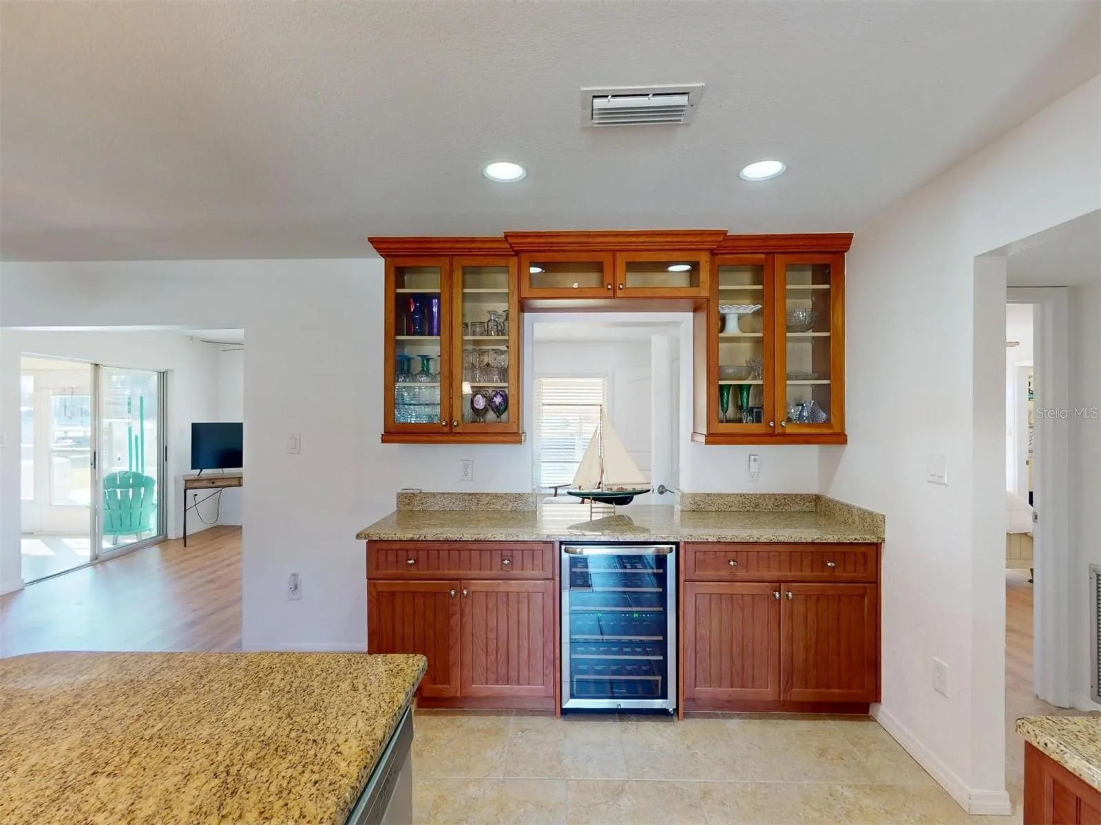 18393 HOTTELET CIR