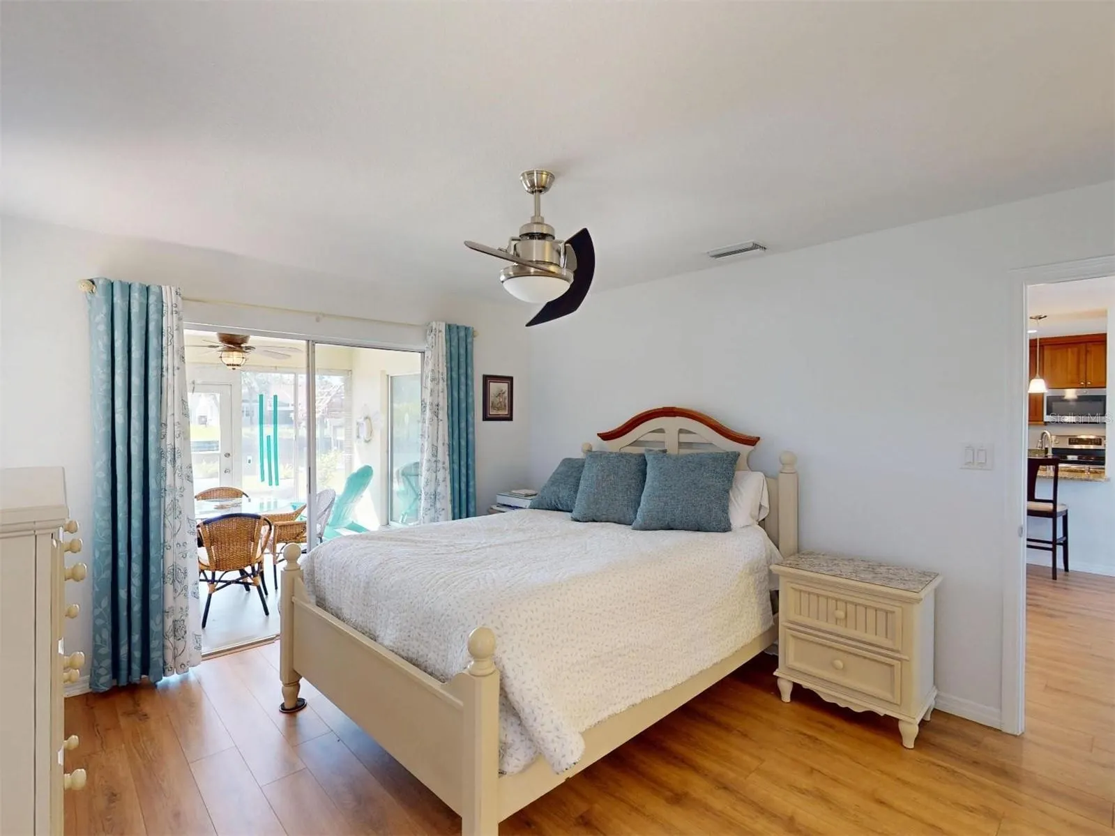 18393 HOTTELET CIR