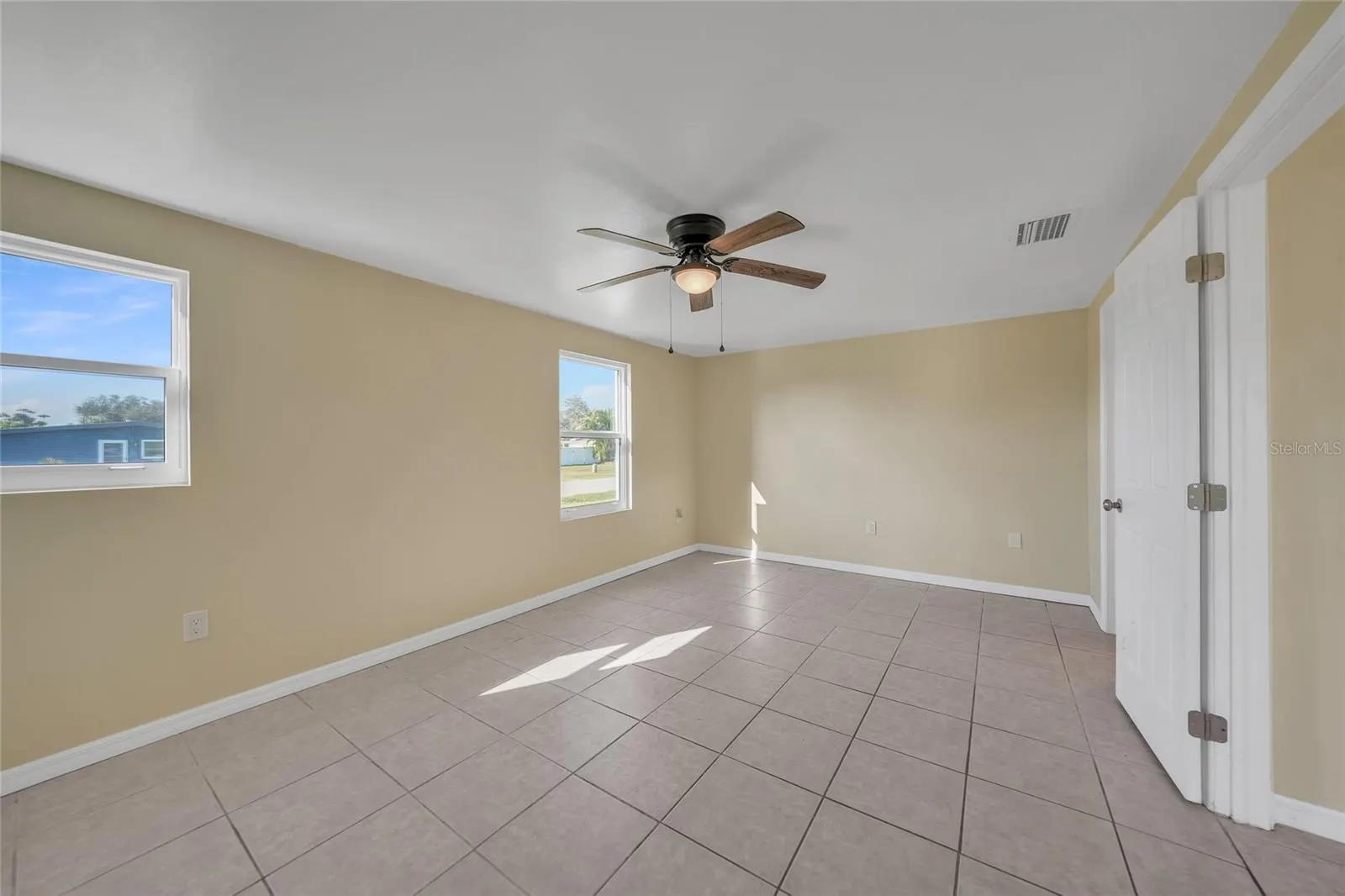 282 SEMINOLE BLVD NW