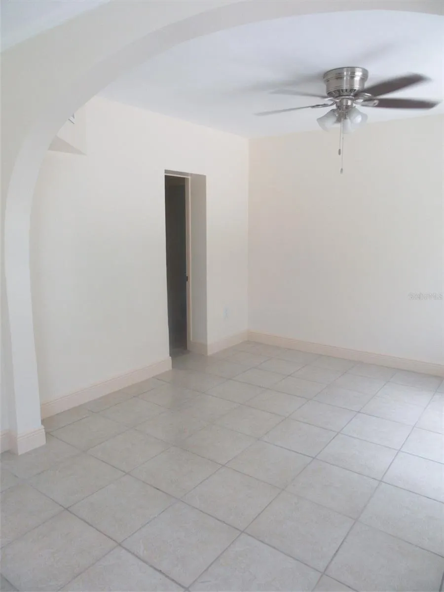1110 CORAL RIDGE DR