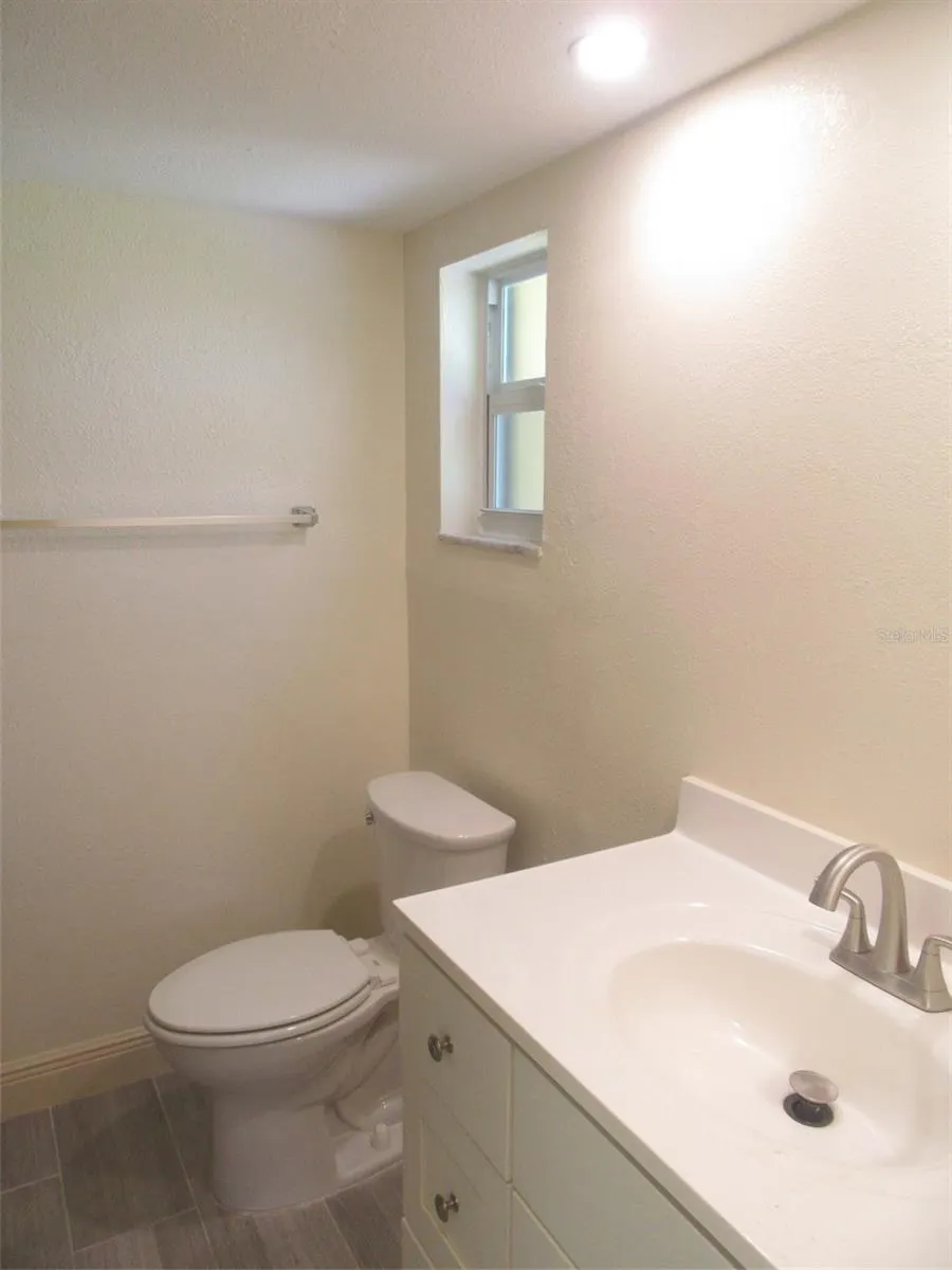 1110 CORAL RIDGE DR
