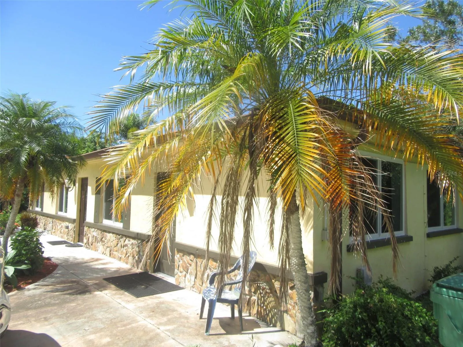 1110 CORAL RIDGE DR