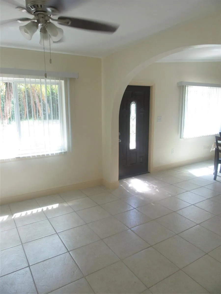 1110 CORAL RIDGE DR