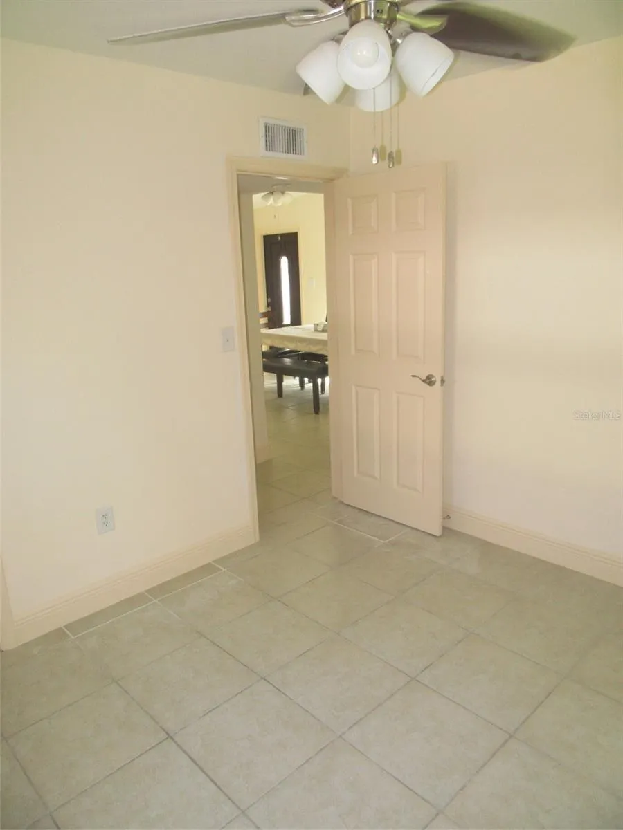 1110 CORAL RIDGE DR