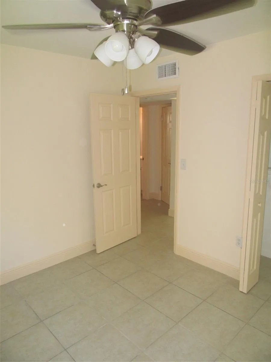 1110 CORAL RIDGE DR