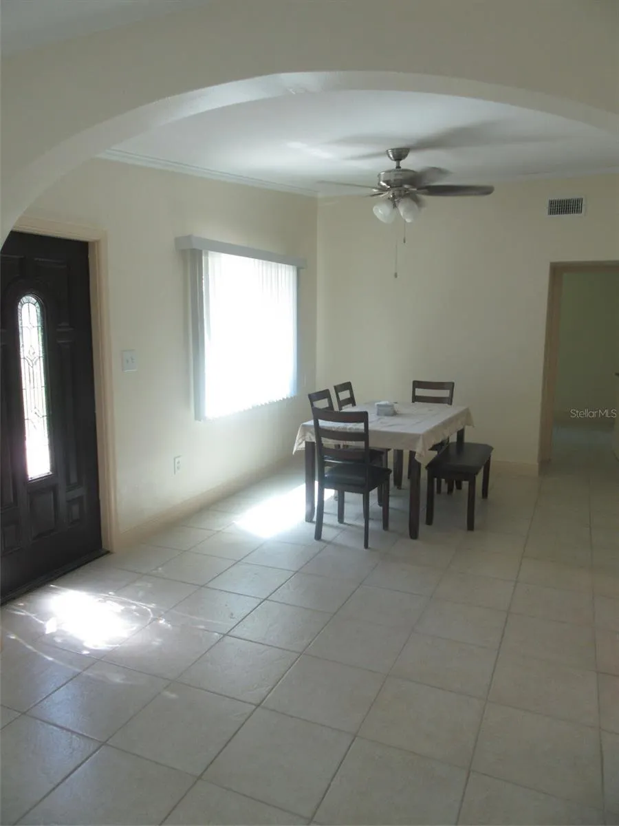 1110 CORAL RIDGE DR