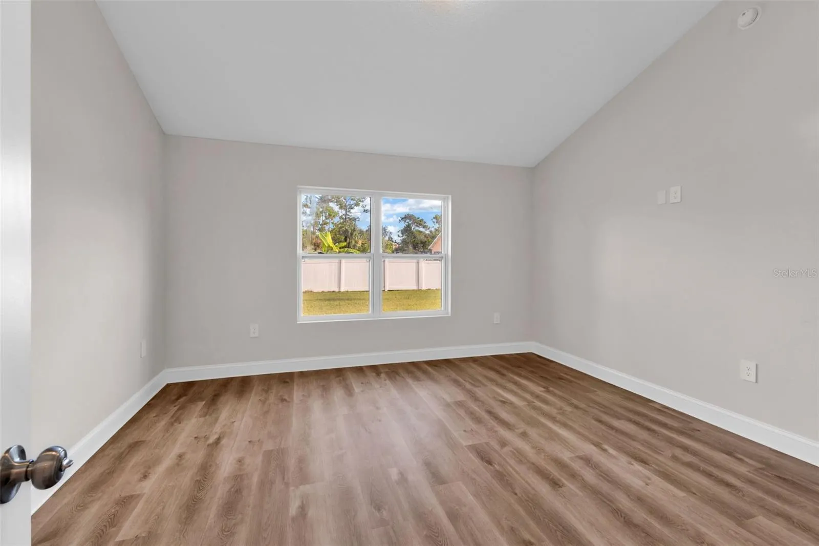 3642 LAREDO AVE
