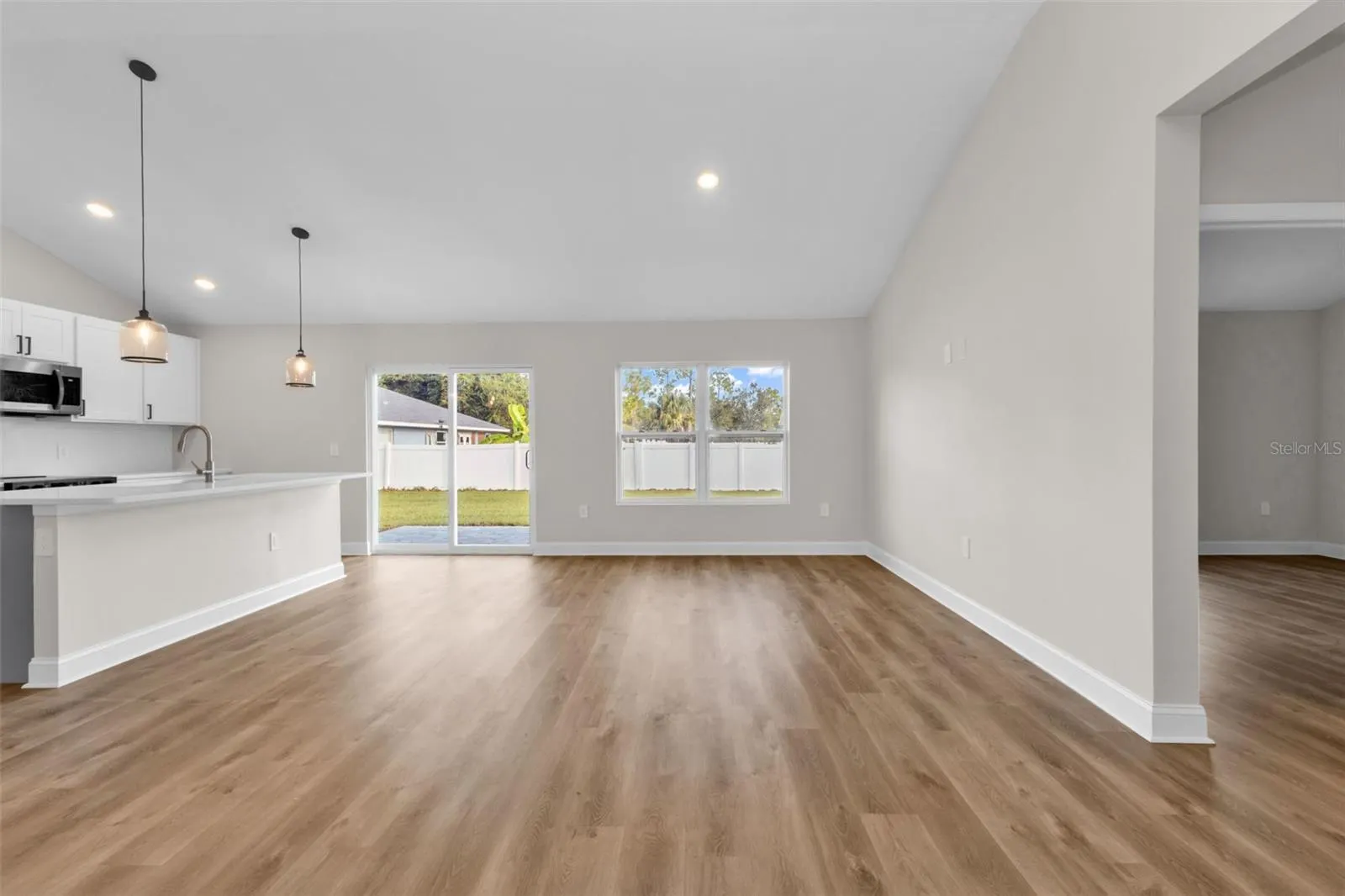 3642 LAREDO AVE