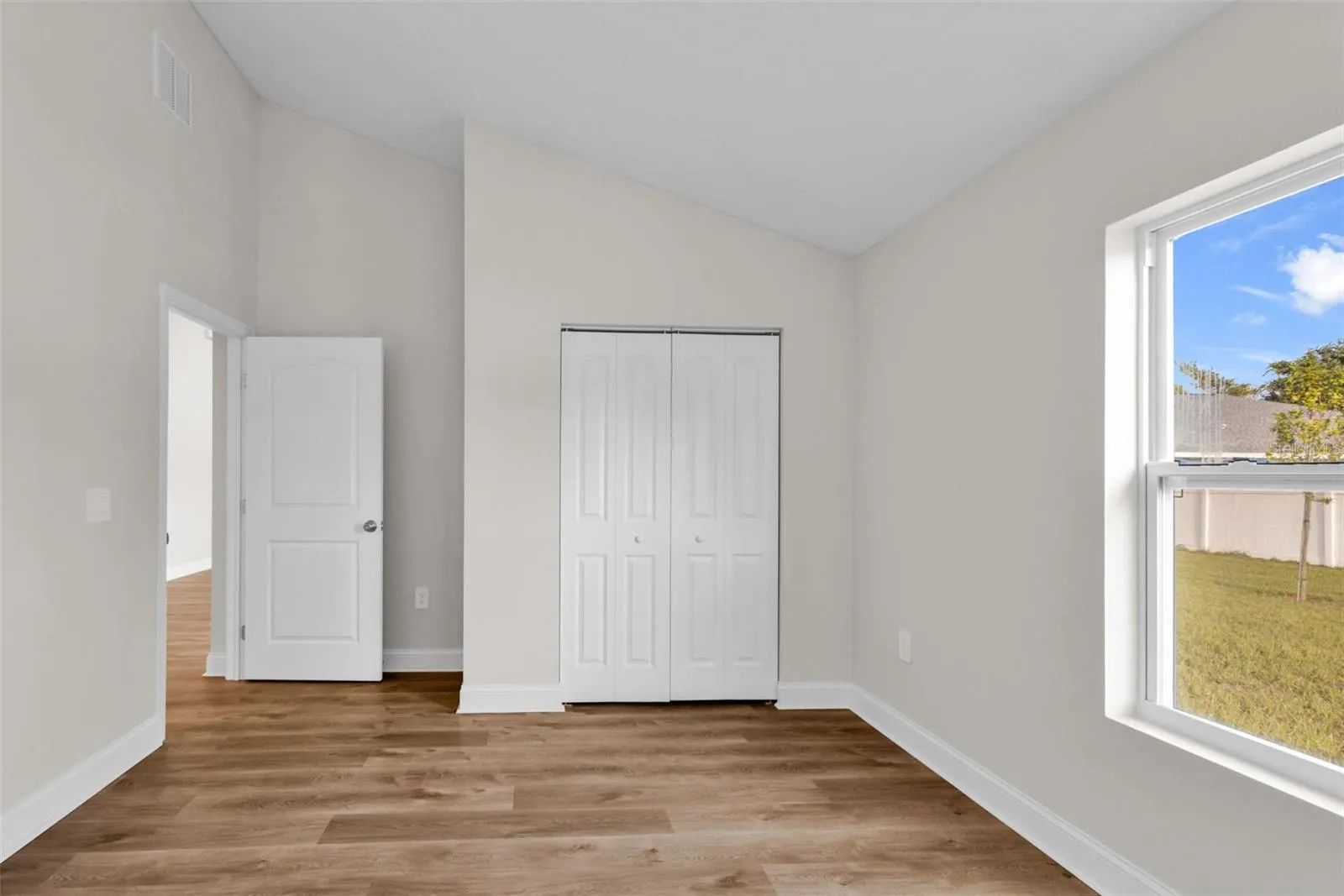 3642 LAREDO AVE