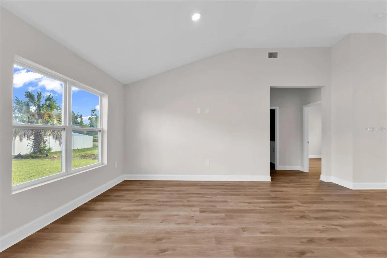 3642 LAREDO AVE