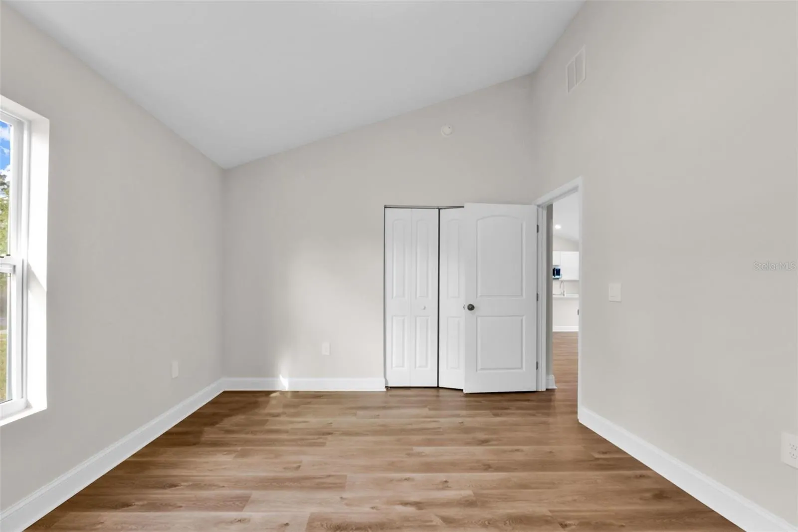 3642 LAREDO AVE