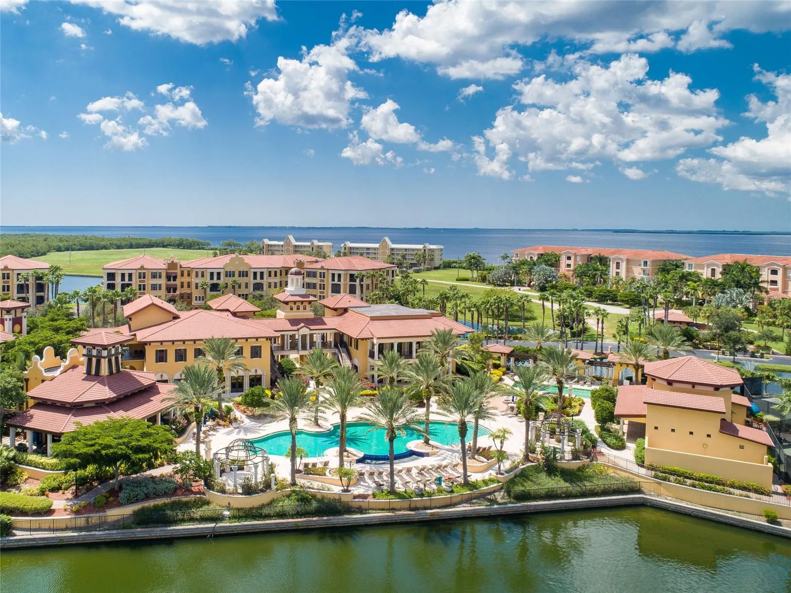 88 VIVANTE BLVD #8845/405, #8845/405