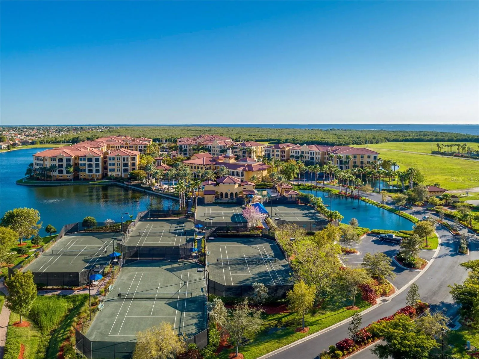 88 VIVANTE BLVD #8845/405, #8845/405