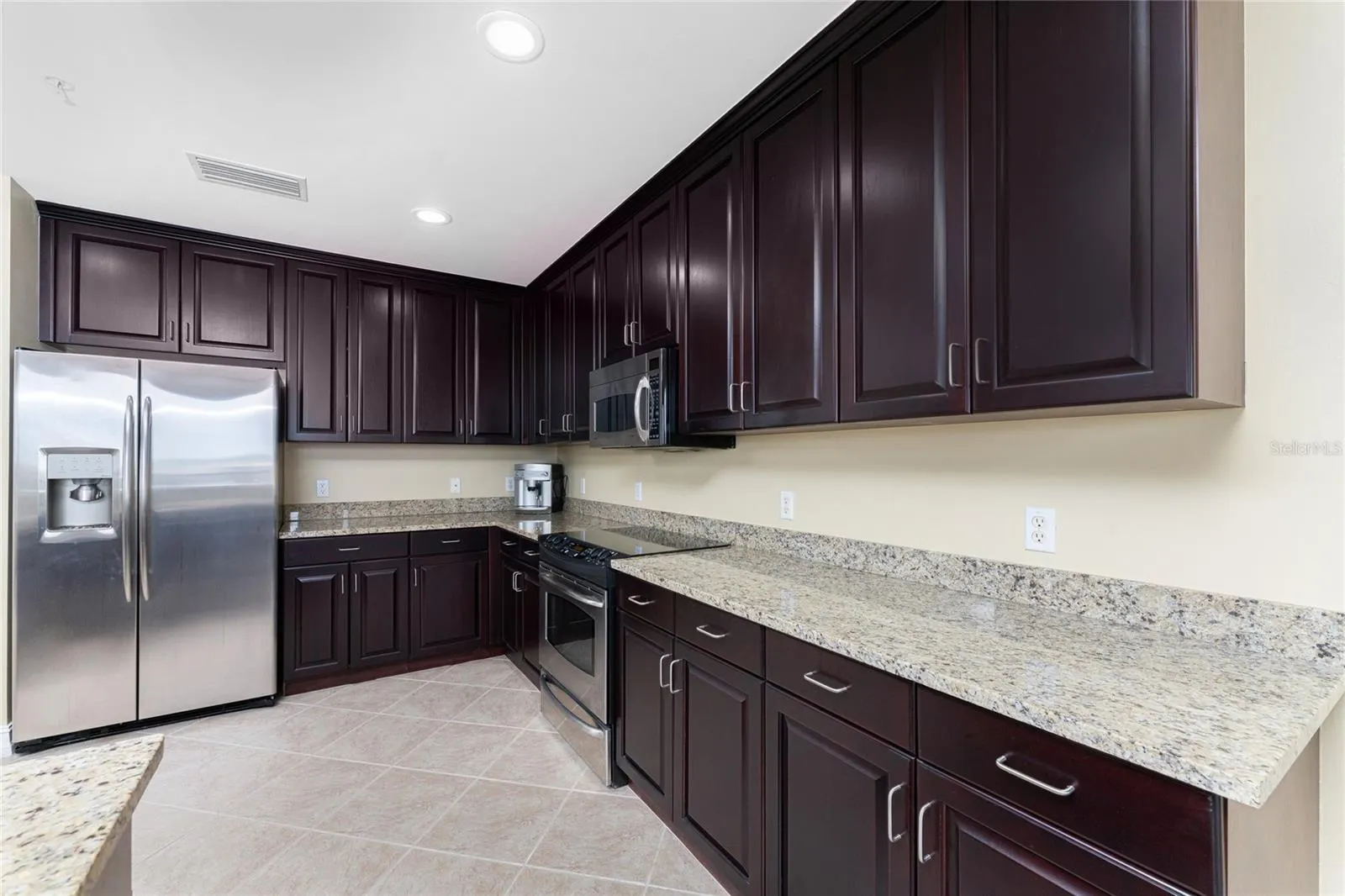 88 VIVANTE BLVD #8845/405, #8845/405