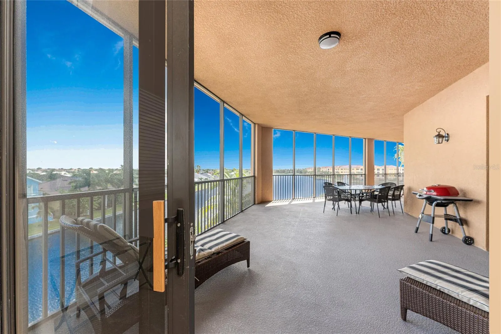 88 VIVANTE BLVD #8845/405, #8845/405