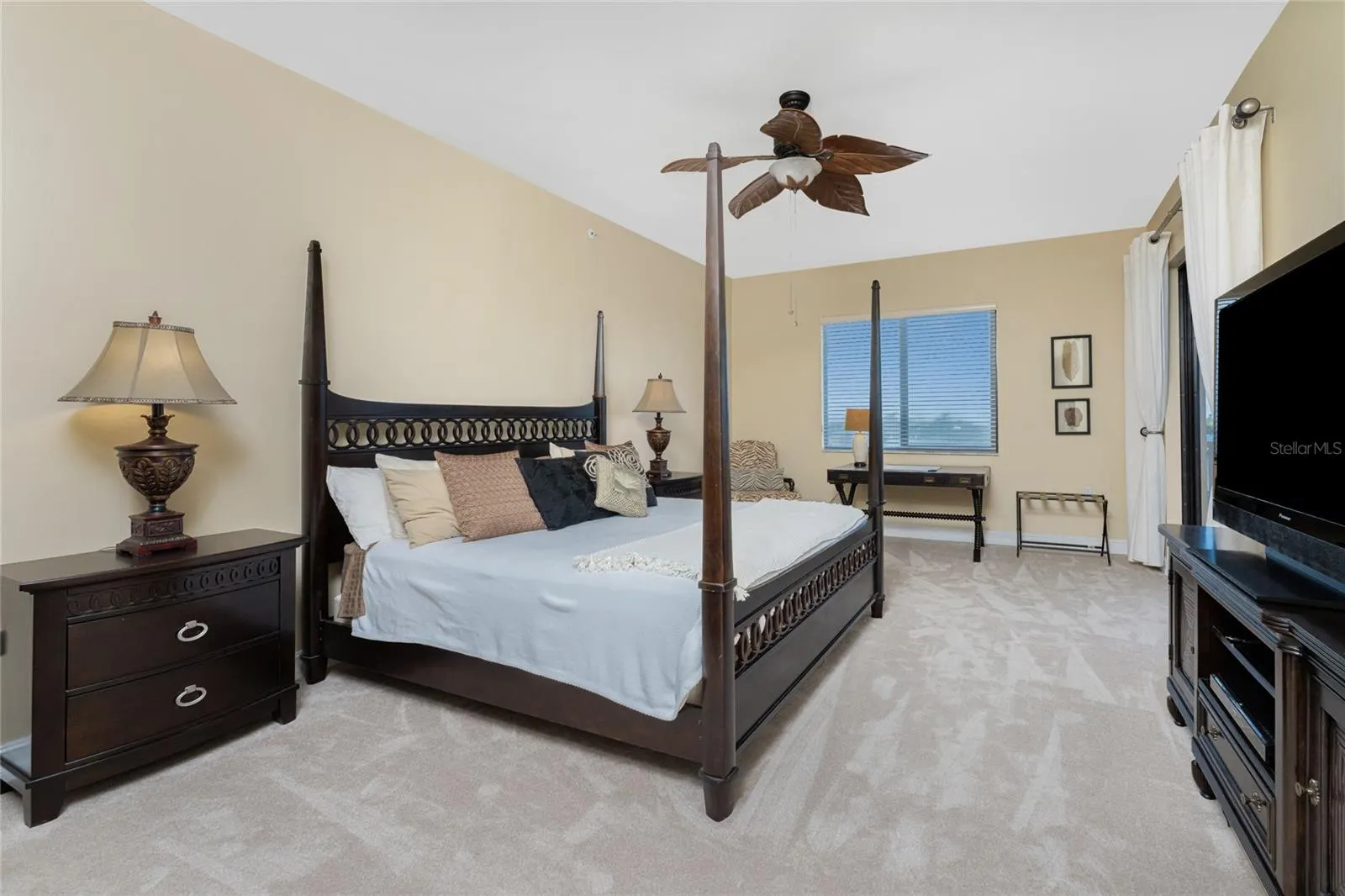 88 VIVANTE BLVD #8845/405, #8845/405