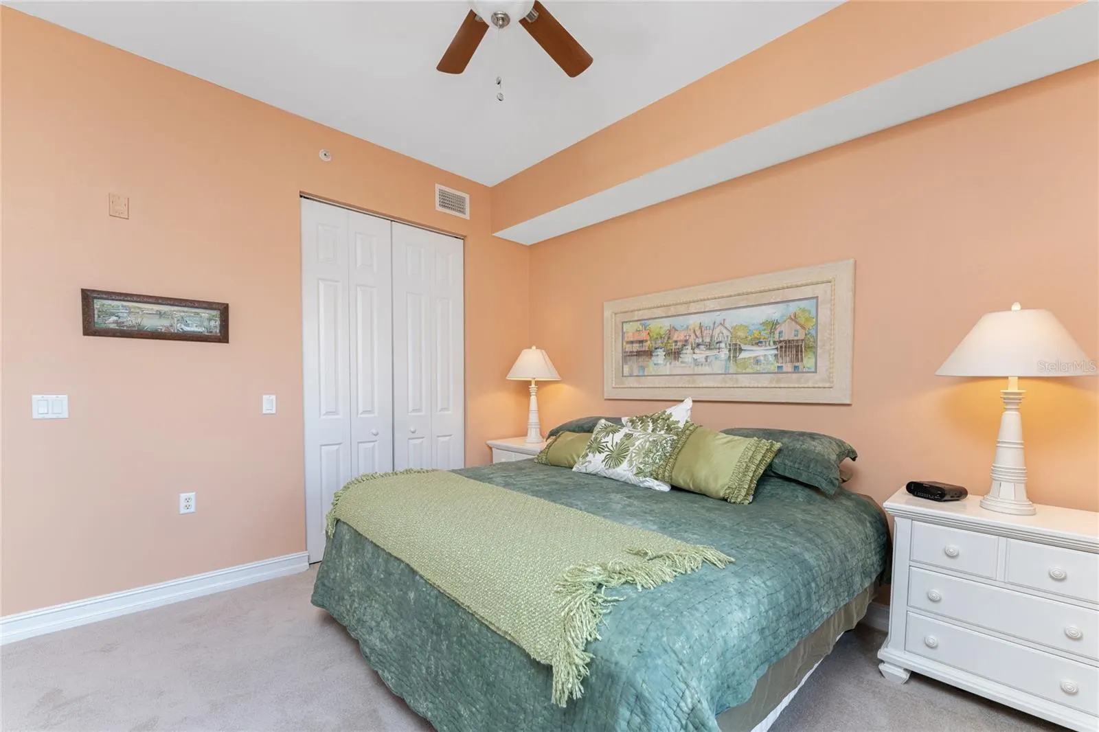 88 VIVANTE BLVD #8845/405, #8845/405