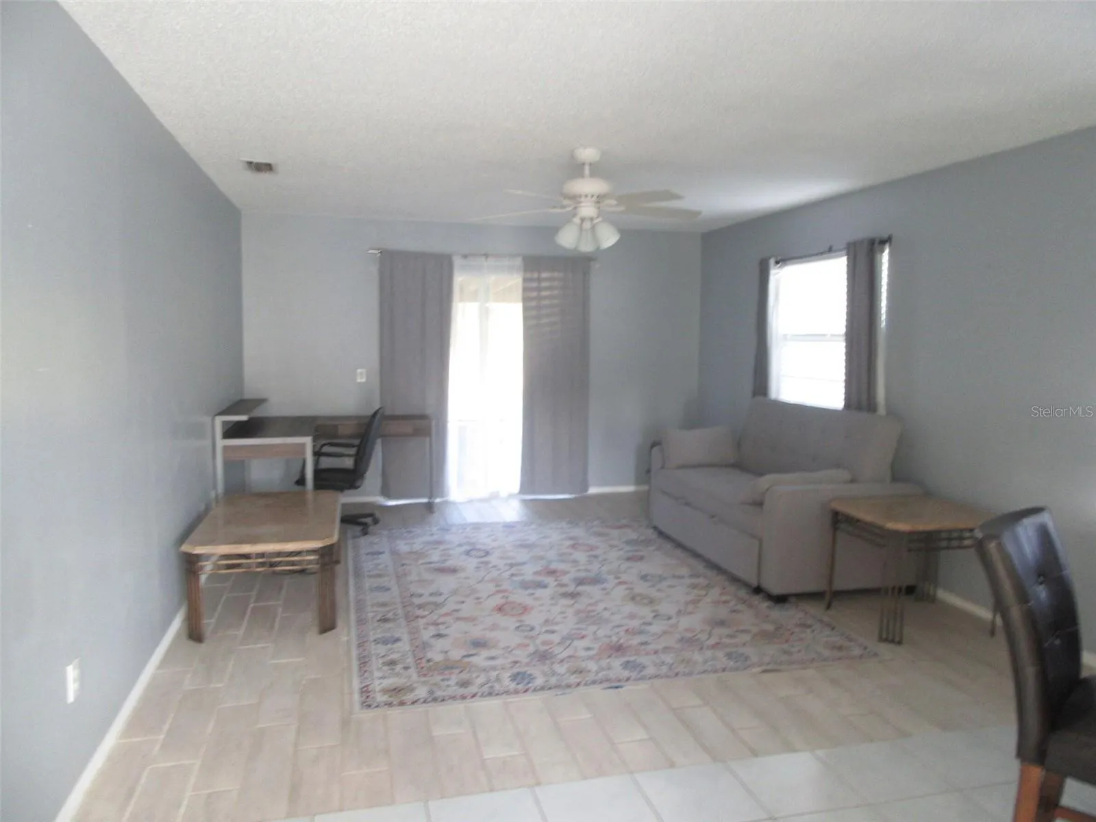 264 CAMILLIA LN #B, #B