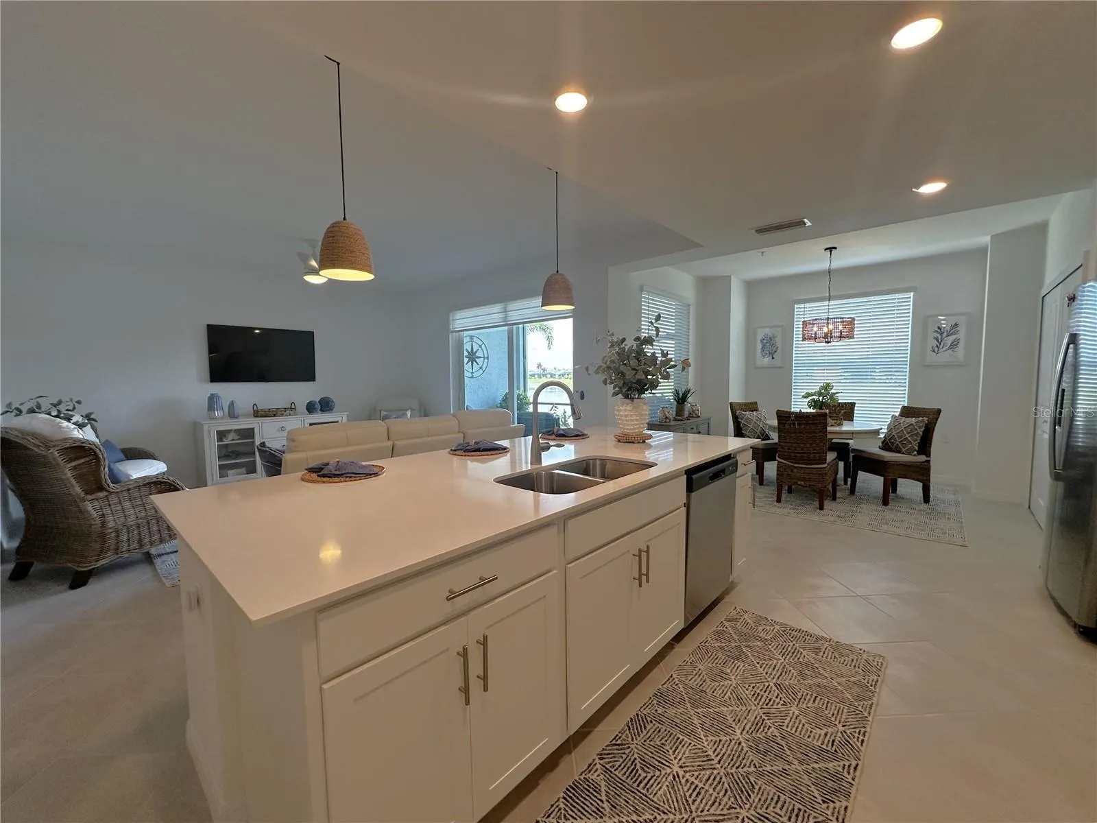 14234 HERITAGE LANDING BLVD #1013, #1013