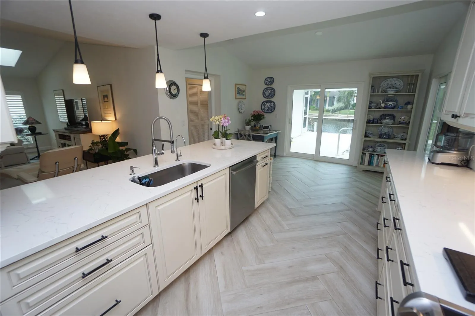 3538 SAINT FLORENT CT