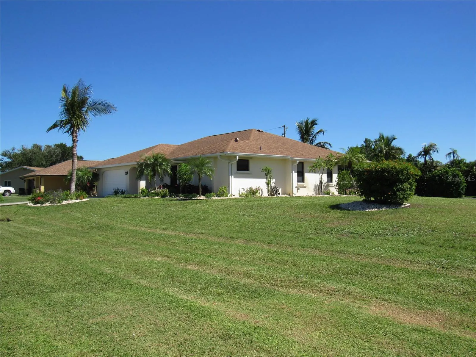 1155 OSCEOLA BLVD