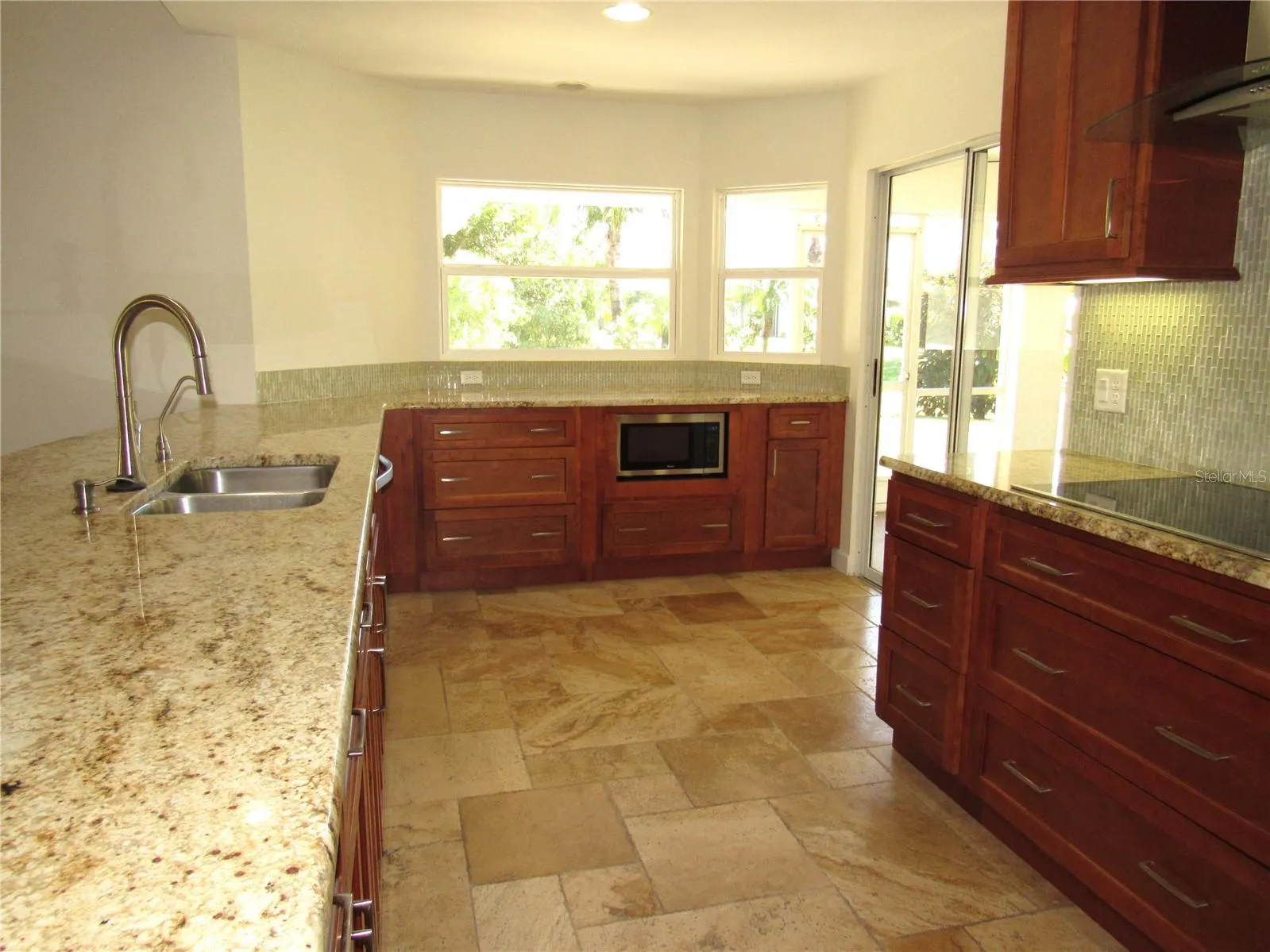 1155 OSCEOLA BLVD
