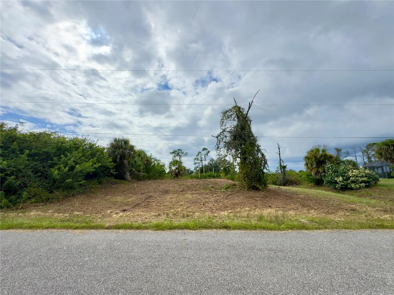 LOT 28 FLORALA ST