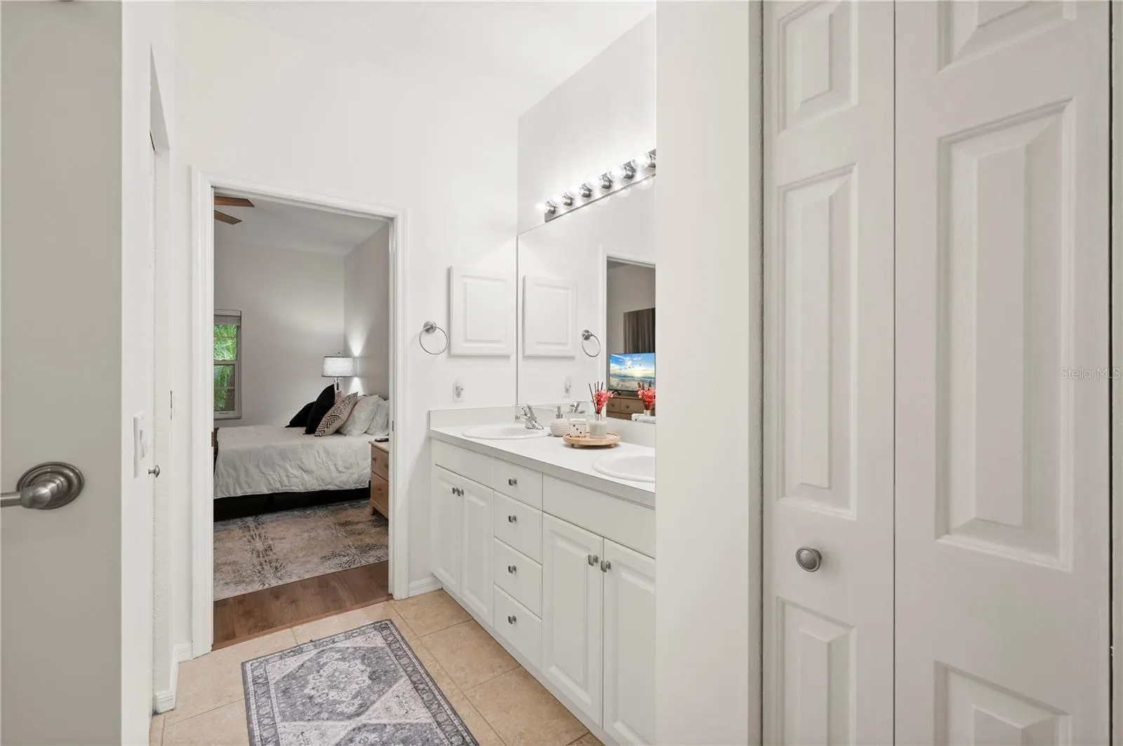 1260 WHITE OAK TRL