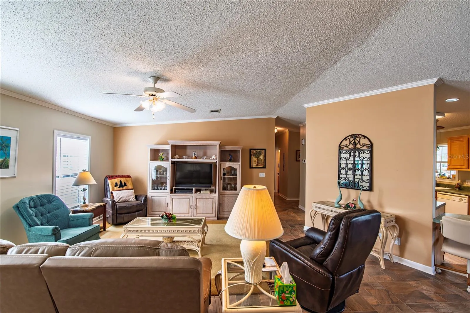 36 EMDEN CIR