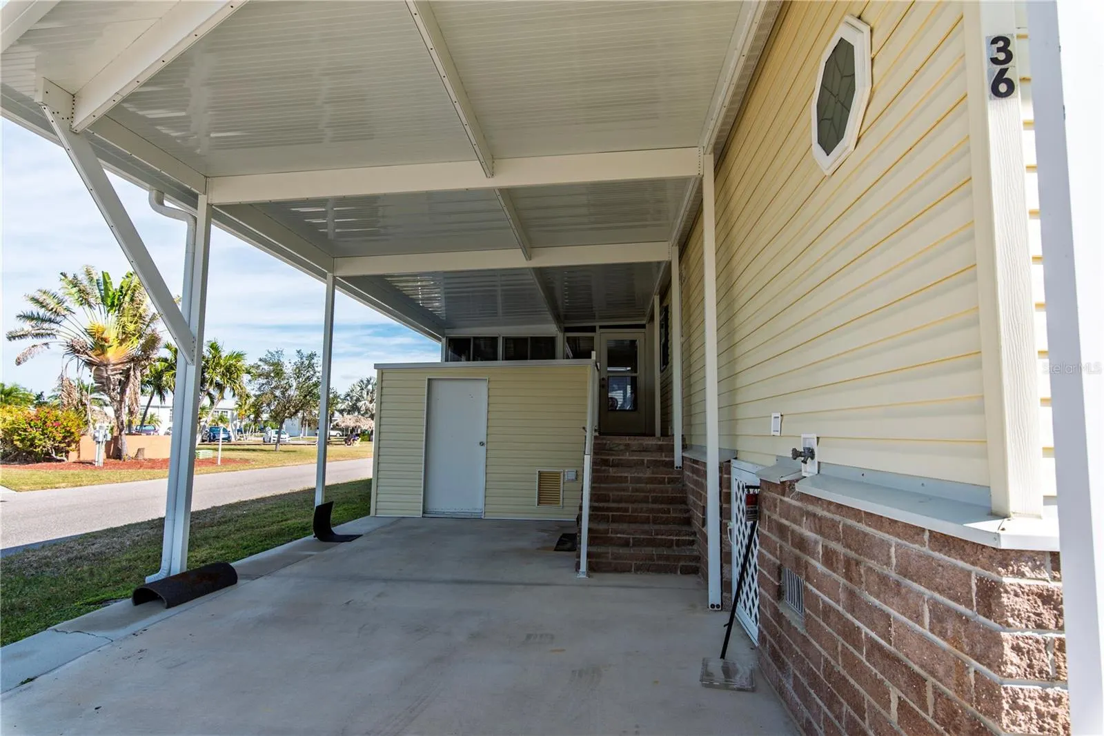 36 EMDEN CIR