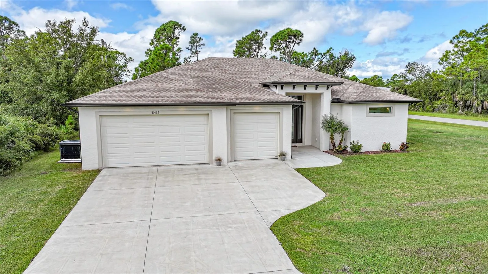5435 MONTEGO LN