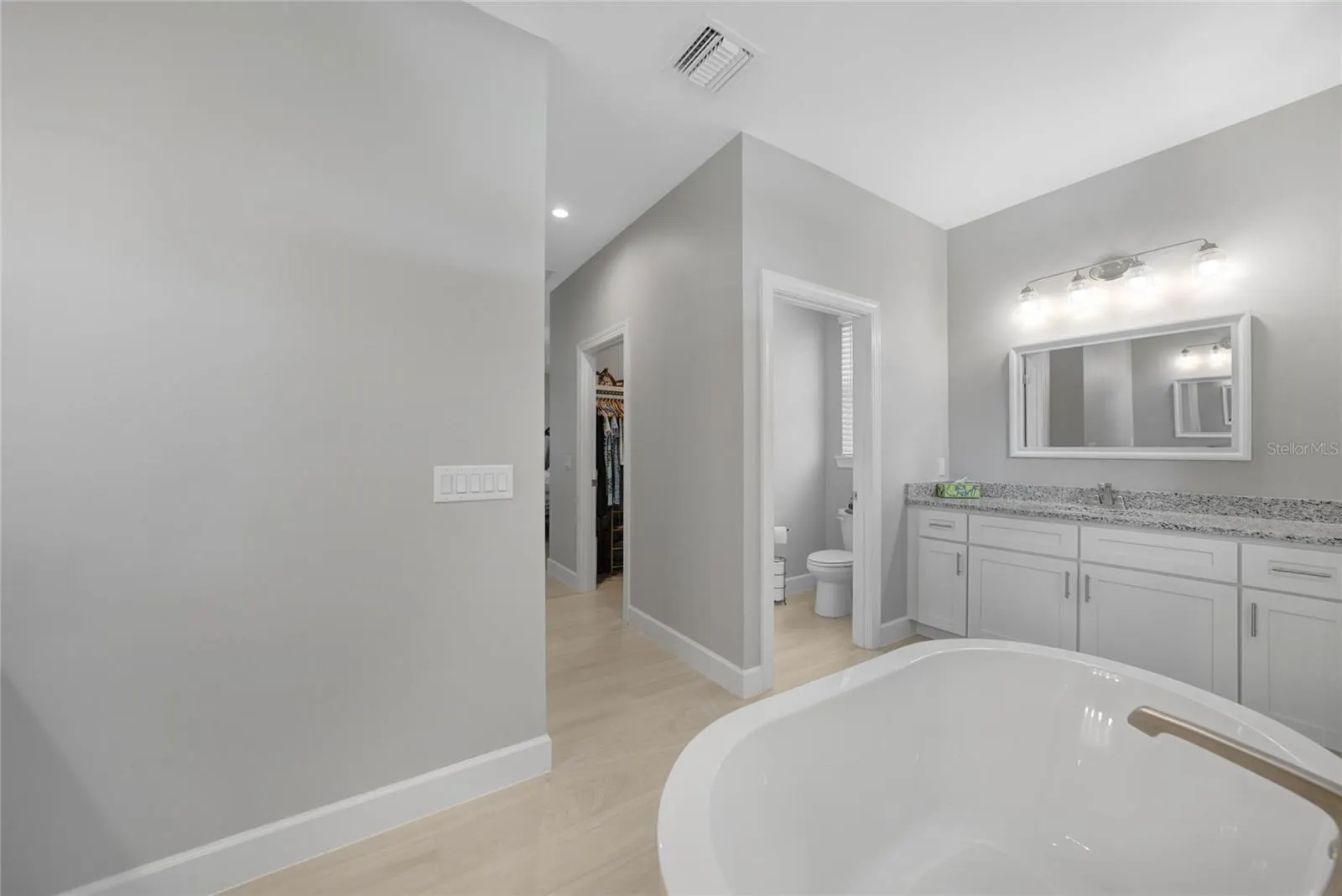 5435 MONTEGO LN