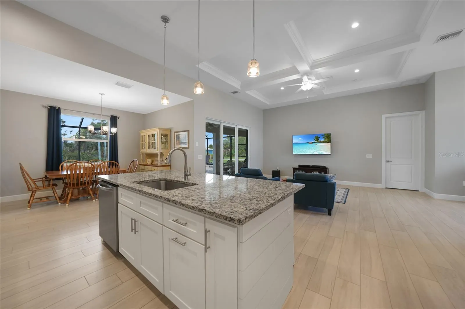5435 MONTEGO LN