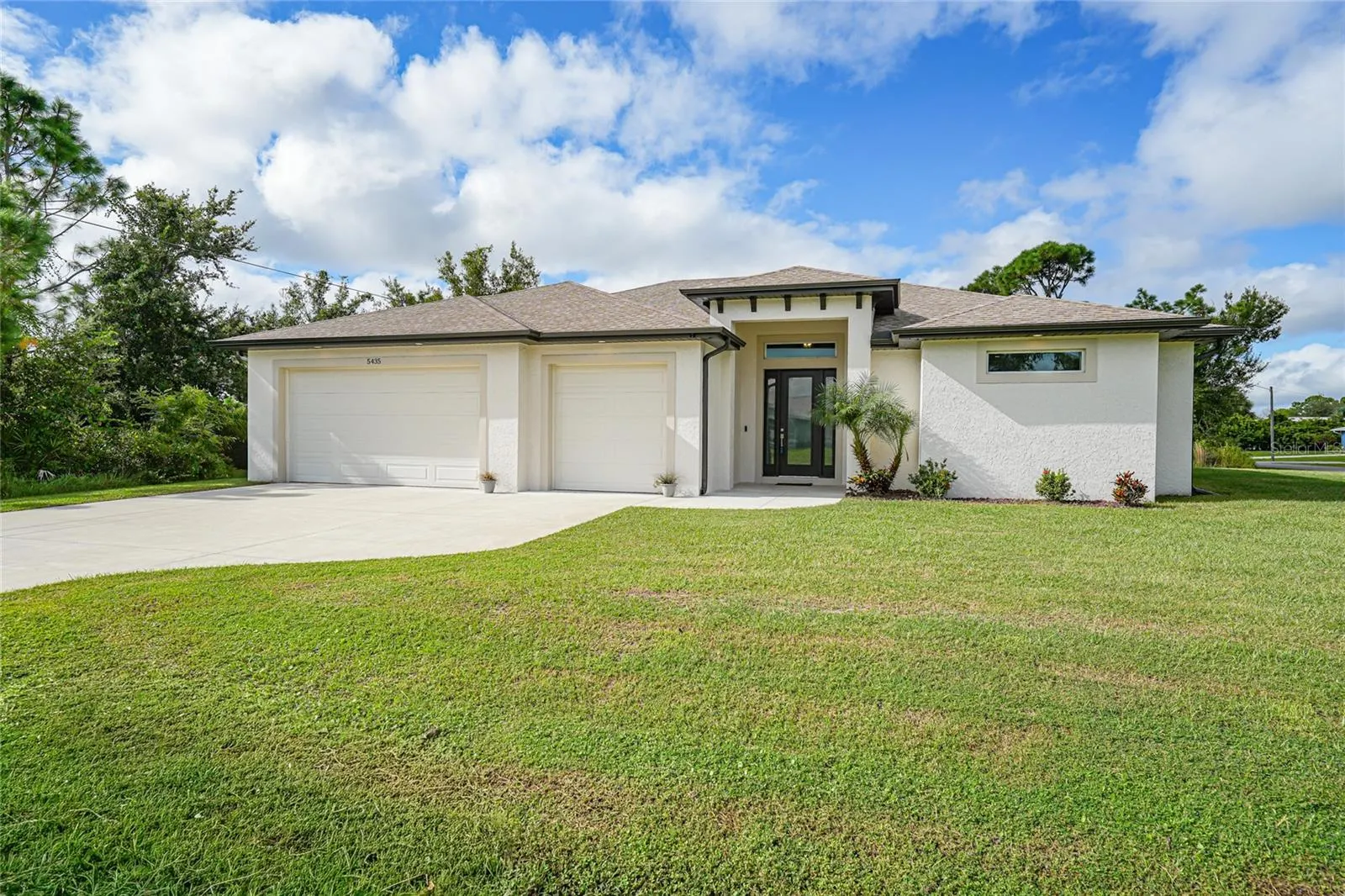 5435 MONTEGO LN