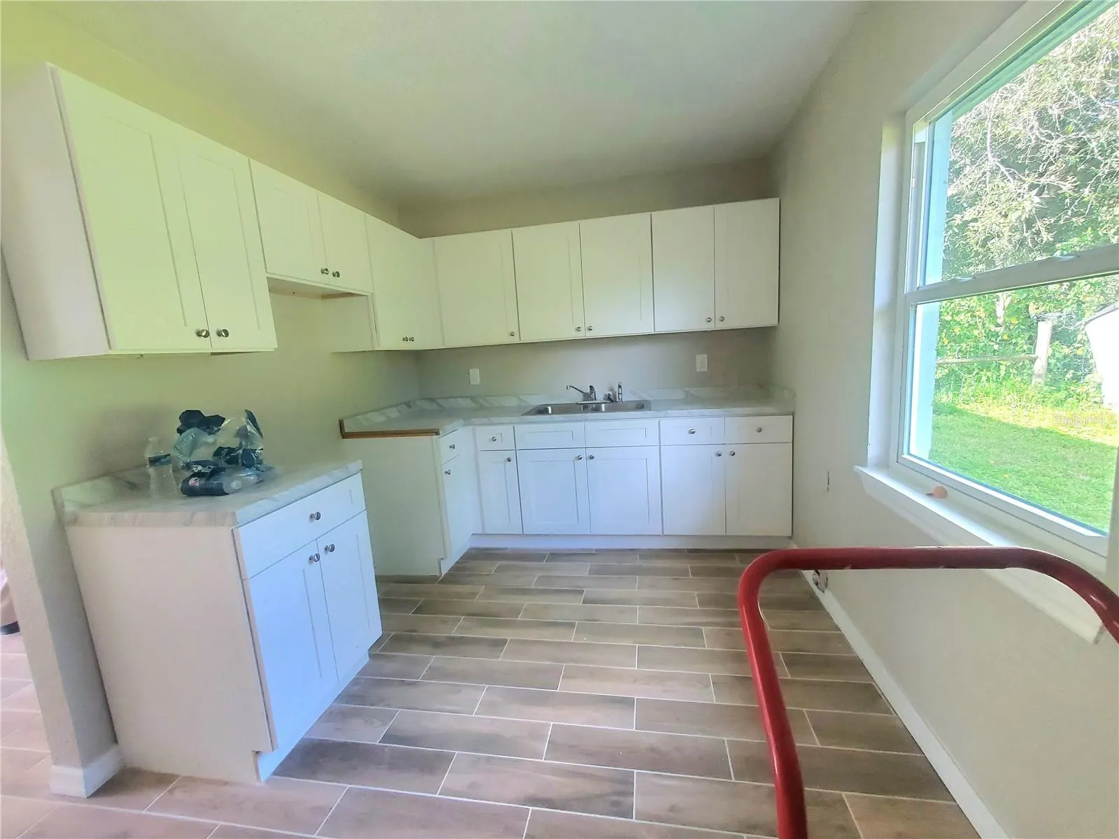 420 SOMERSET RD