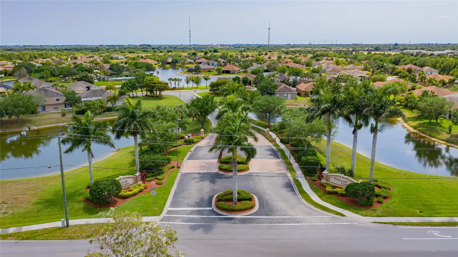 2772 SUNCOAST LAKES BLVD
