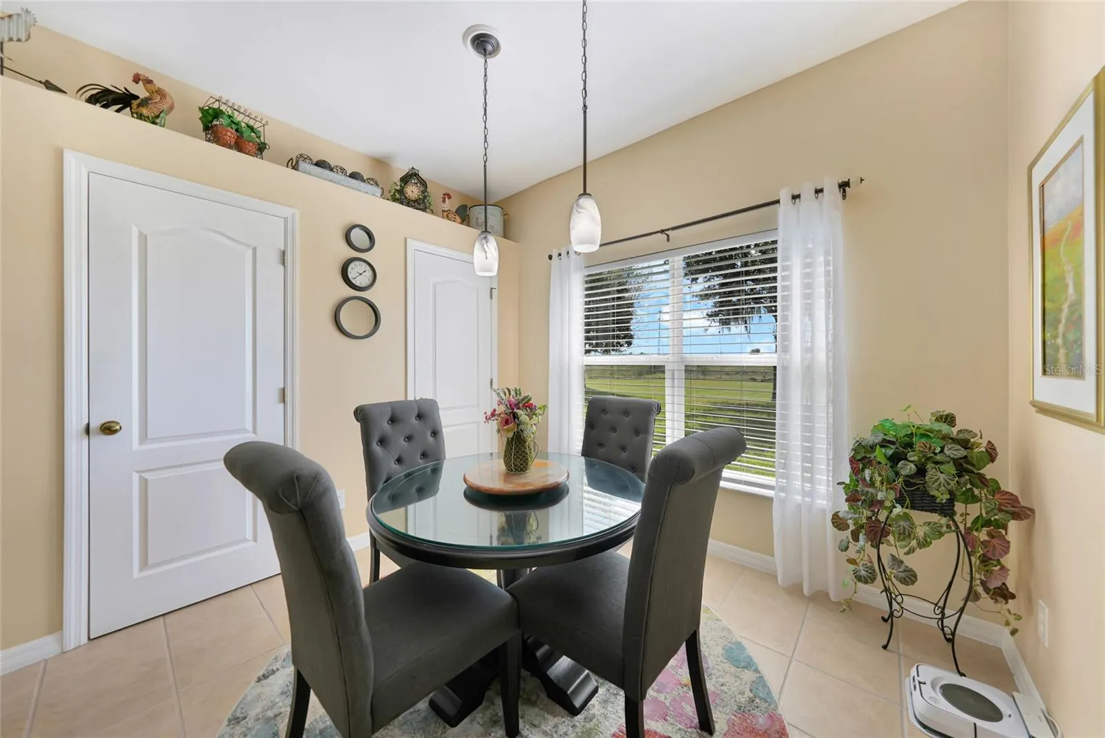 2772 SUNCOAST LAKES BLVD