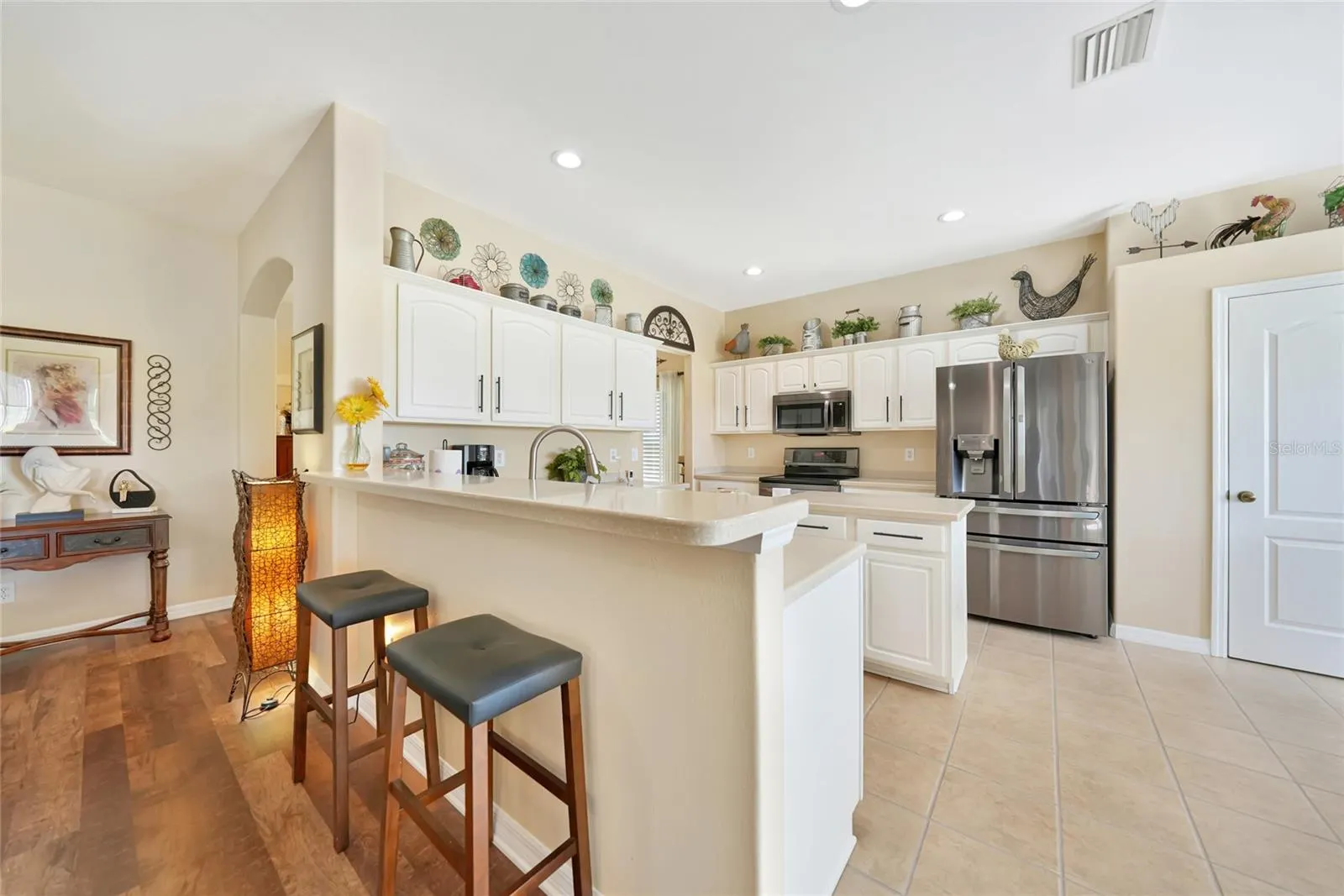 2772 SUNCOAST LAKES BLVD