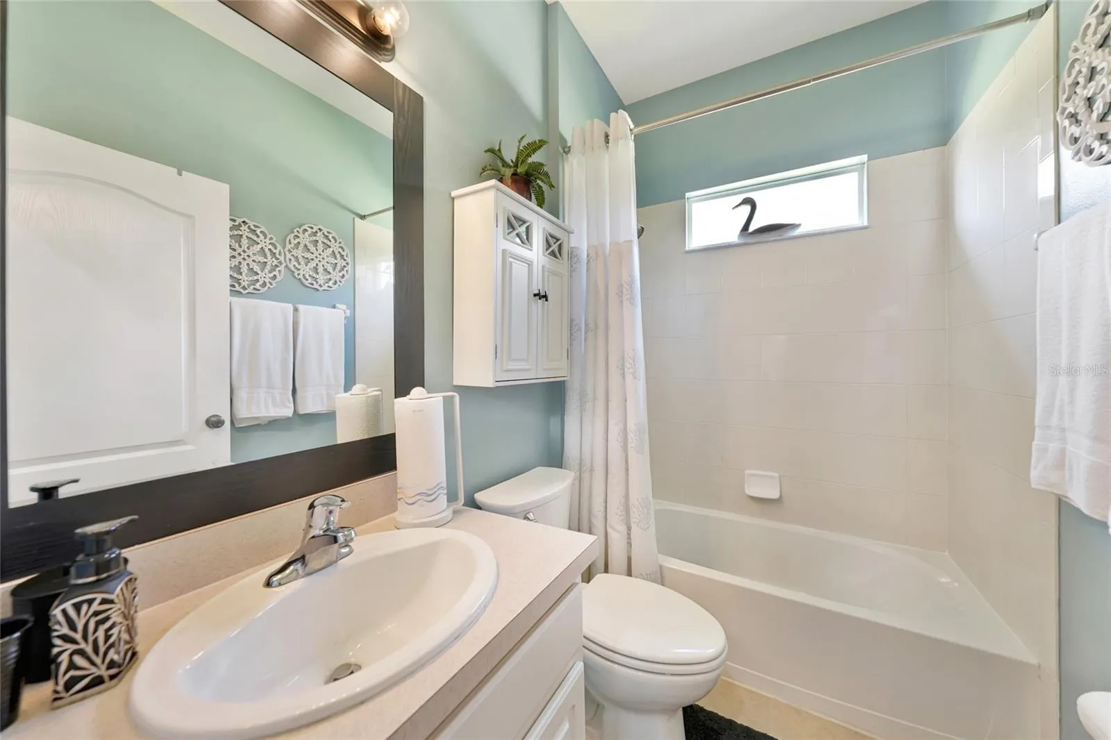 2772 SUNCOAST LAKES BLVD