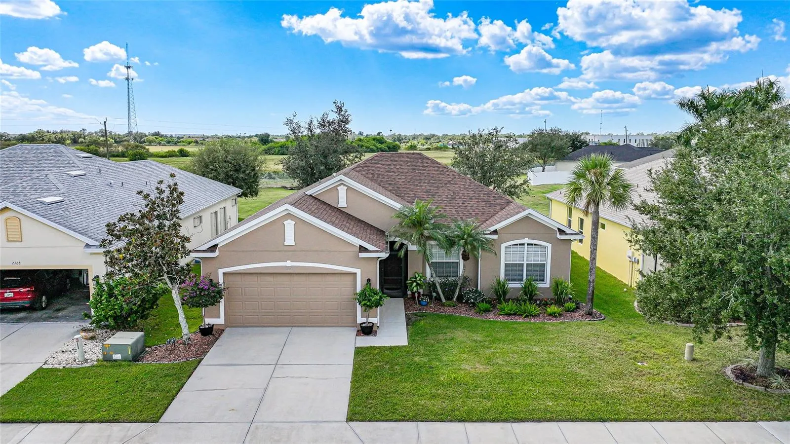 2772 SUNCOAST LAKES BLVD