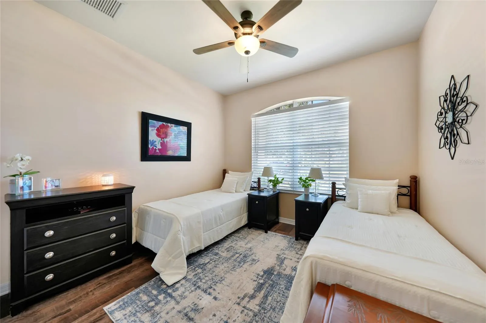 2772 SUNCOAST LAKES BLVD