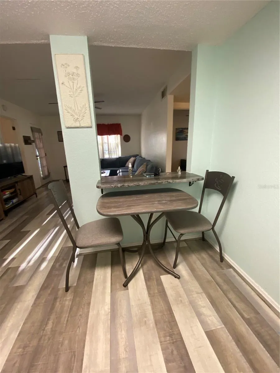 1051 FORREST NELSON BLVD #101, #101