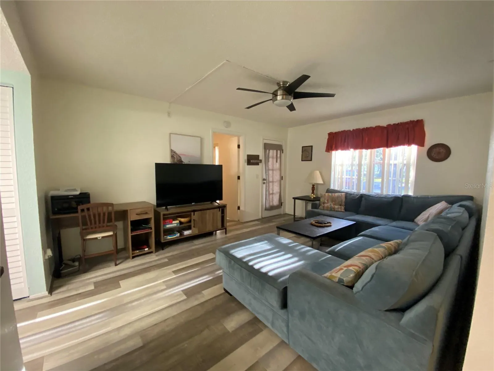 1051 FORREST NELSON BLVD #101, #101