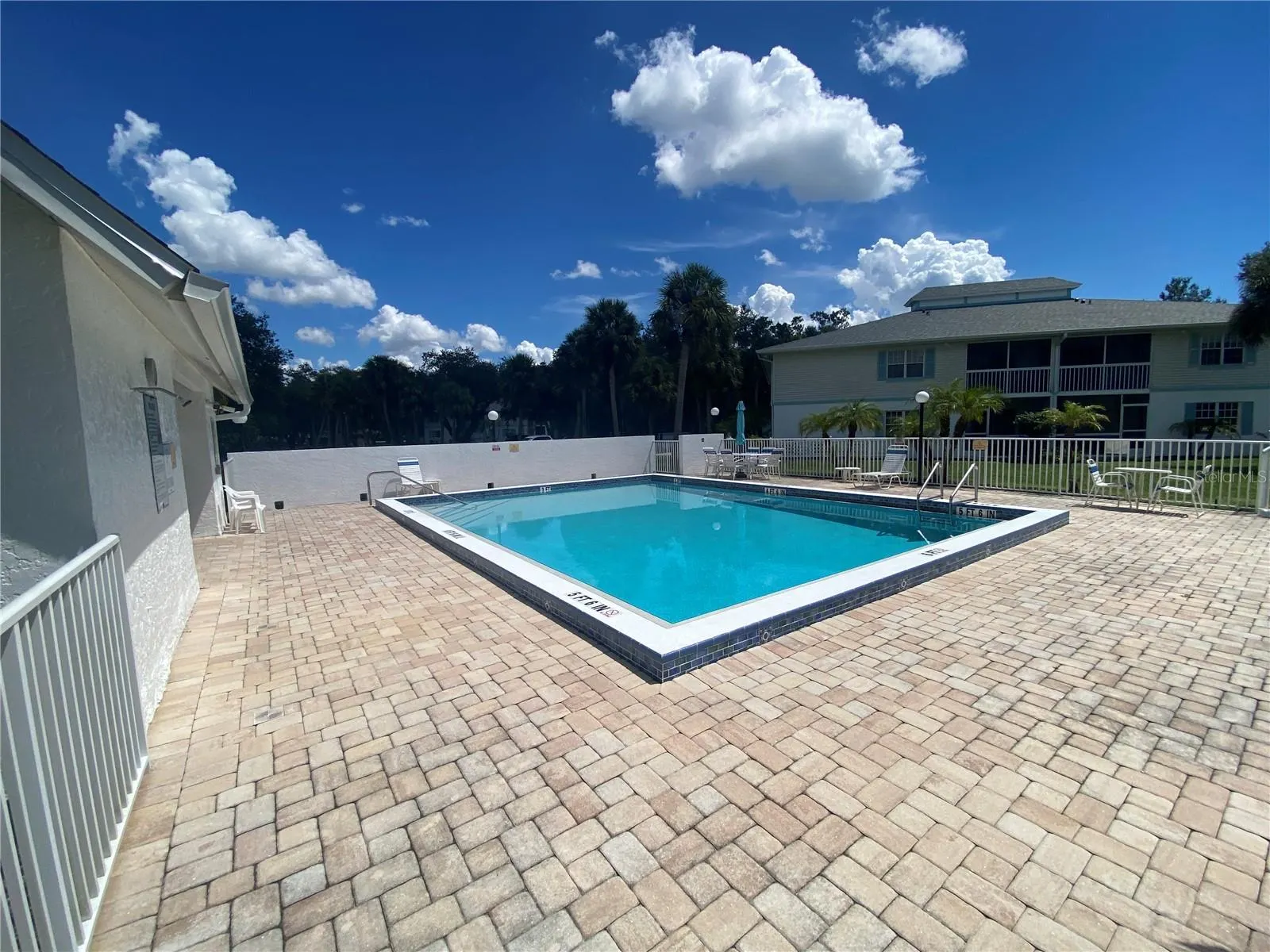 1051 FORREST NELSON BLVD #101, #101