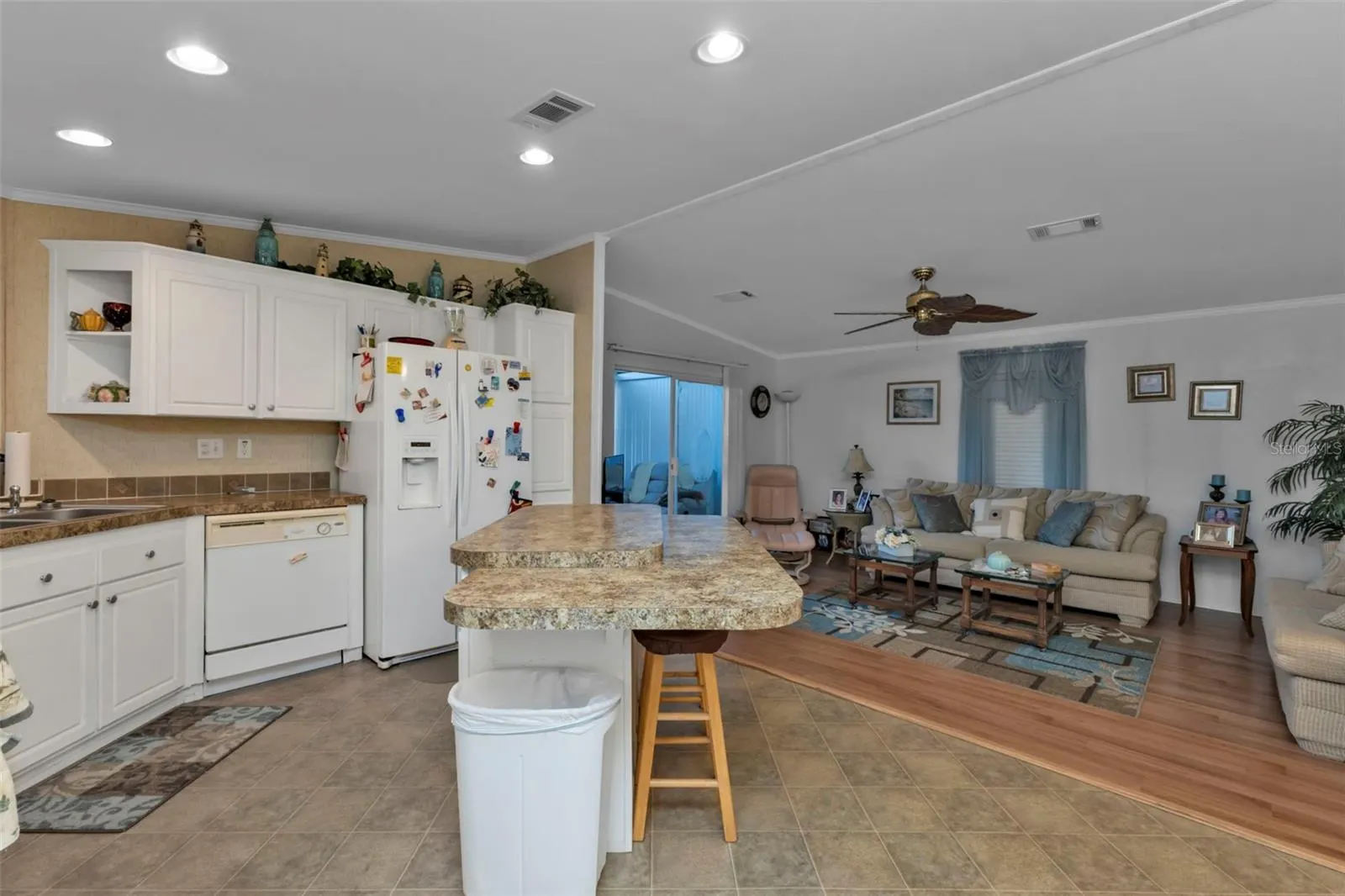 10100 BURNT STORE RD #14, #14